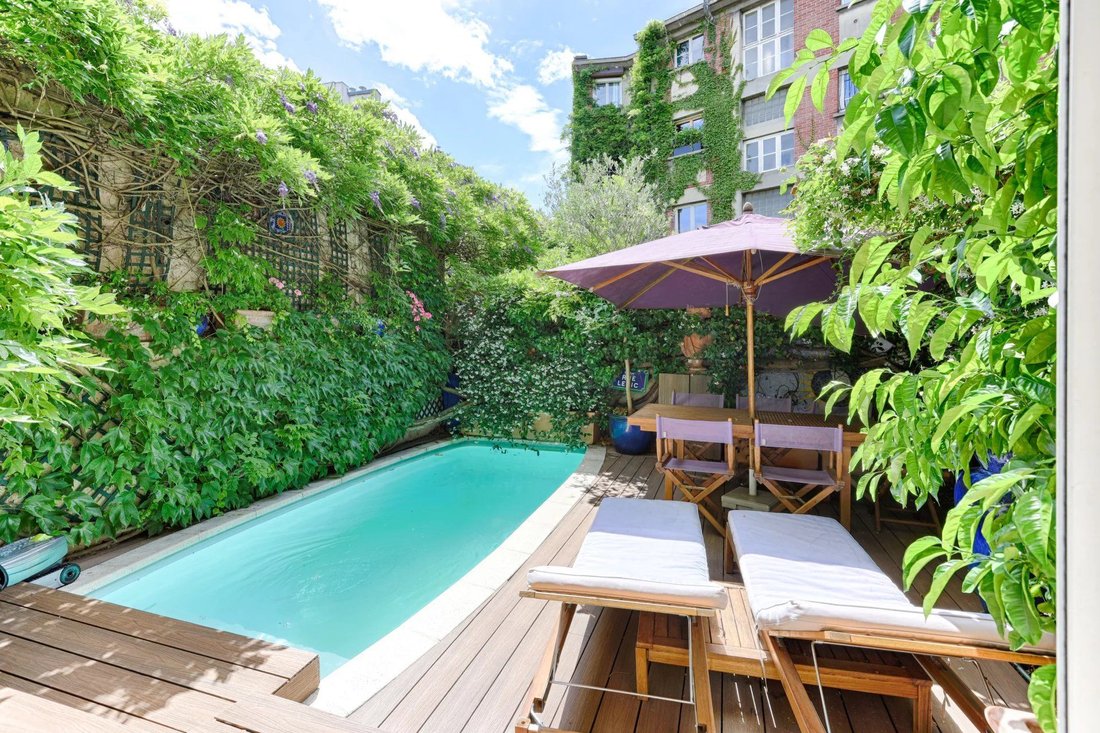 Apartment in Saint Philippe du Roule, Paris 8e Arrondissement, Paris 3 - 18132395