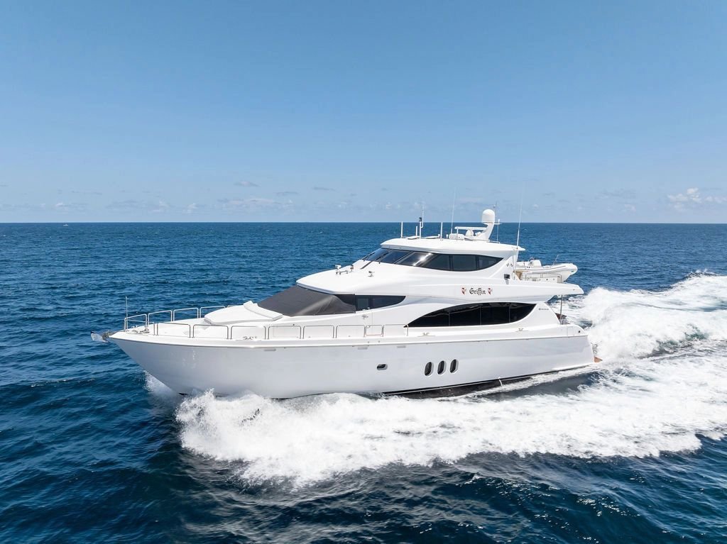 Motor Yacht in United States 1 - 17885428