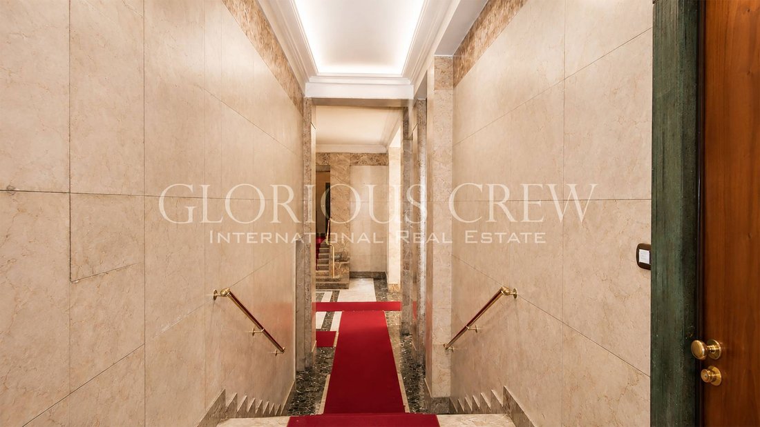 Apartment in Porta Venezia - Repubblica, Milan, Italy 3 - 18134340