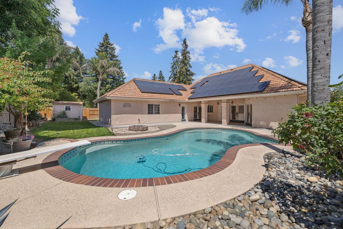 House in Visalia, California, United States 2 - 18134130