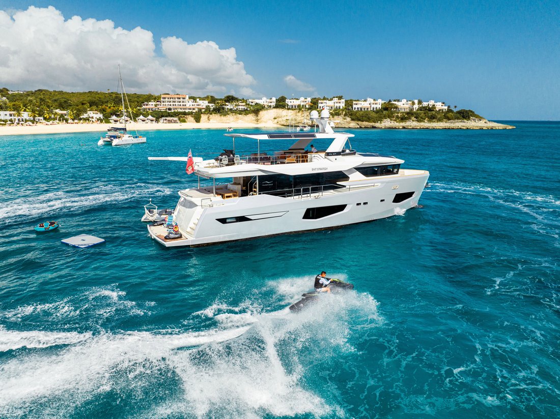 Motor Yacht in United States 4 - 17885133