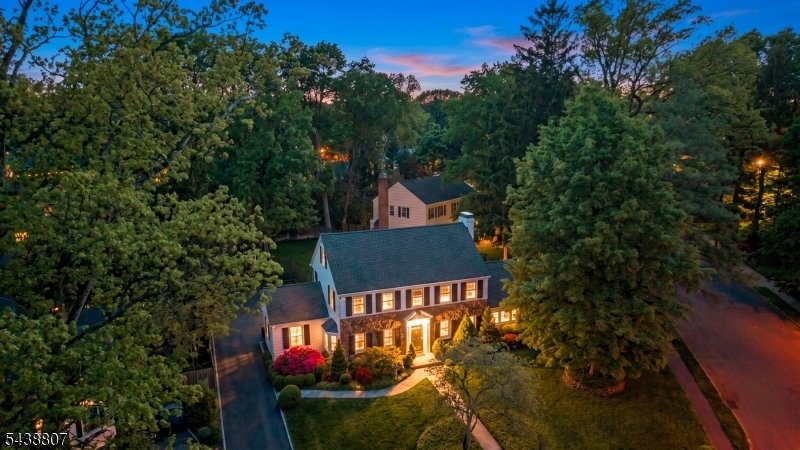 House in Millburn Twp., New Jersey, United States 4 - 18133124