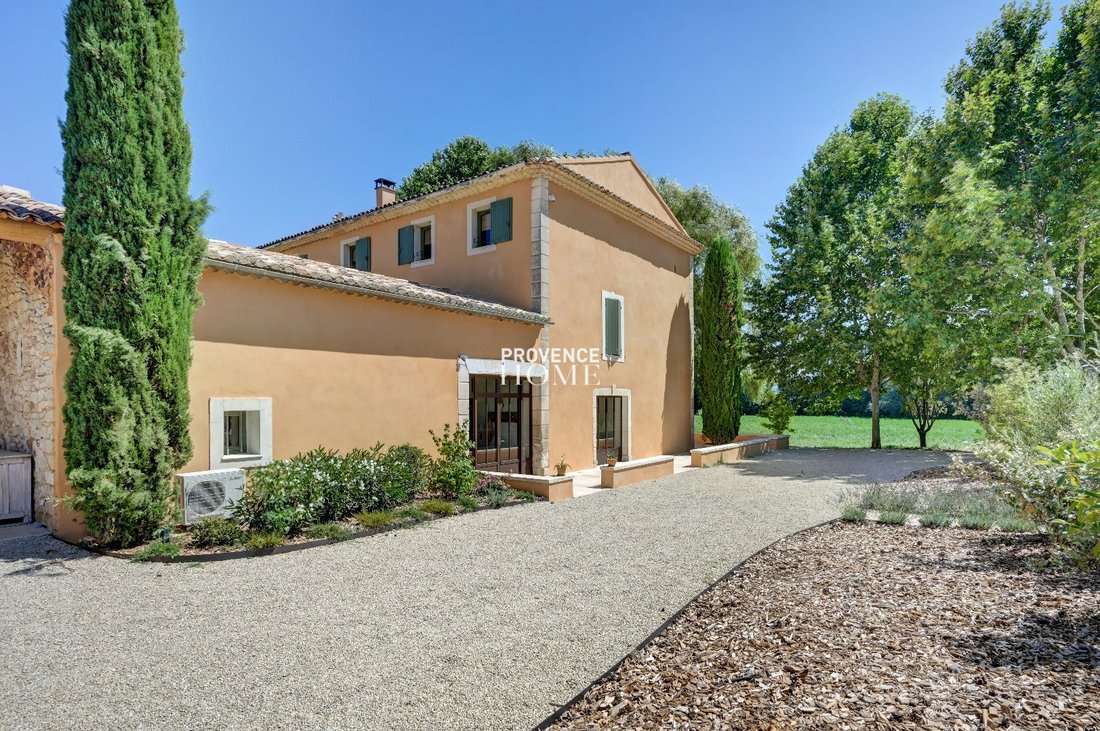Estate in Roussillon, Provence-Alpes-Côte d'Azur, France 2 - 18130813