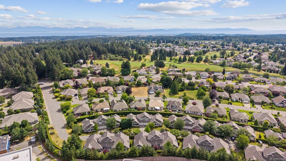 House in Courtenay, British Columbia, Canada 2 - 18133307