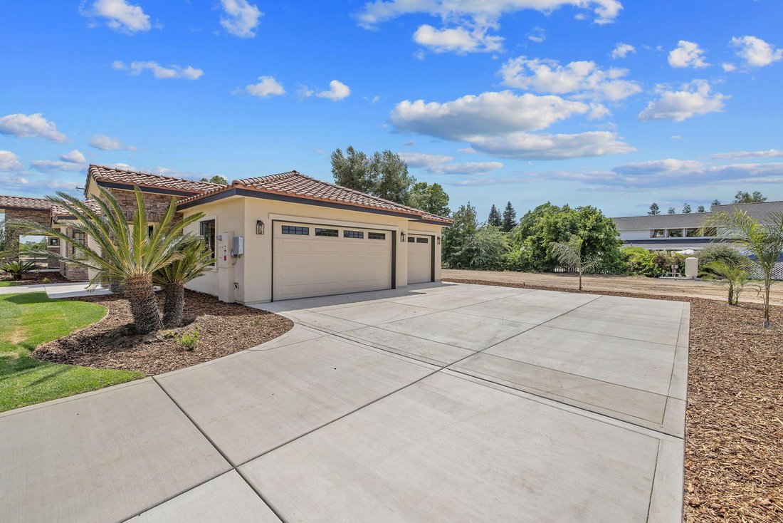 House in Exeter, California, United States 5 - 18134133