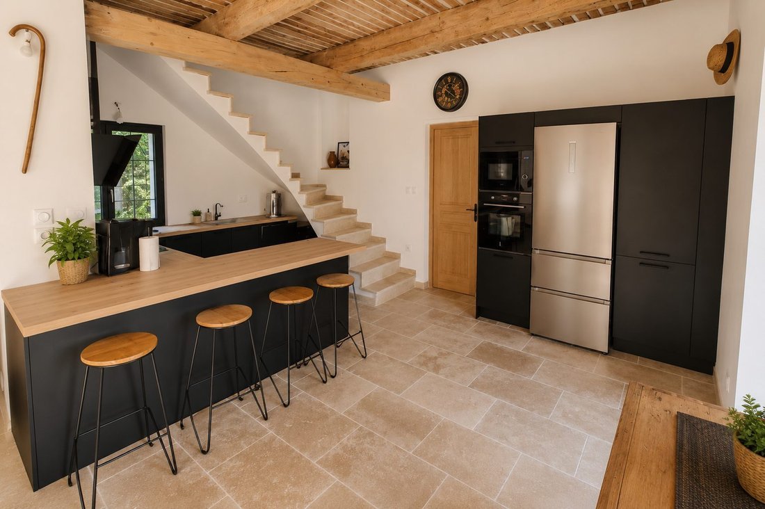 Country House in Cheval-Blanc, Provence-Alpes-Côte d'Azur, France 5 - 18138641