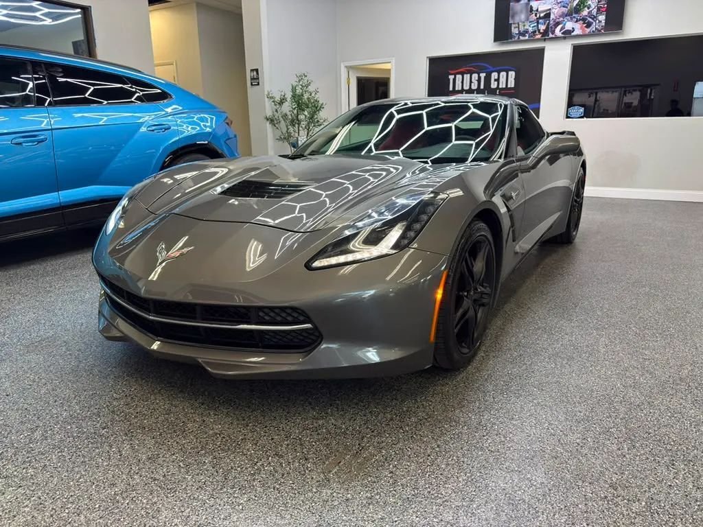 Coupe in Orlando, FL, United States 2 - 18133818