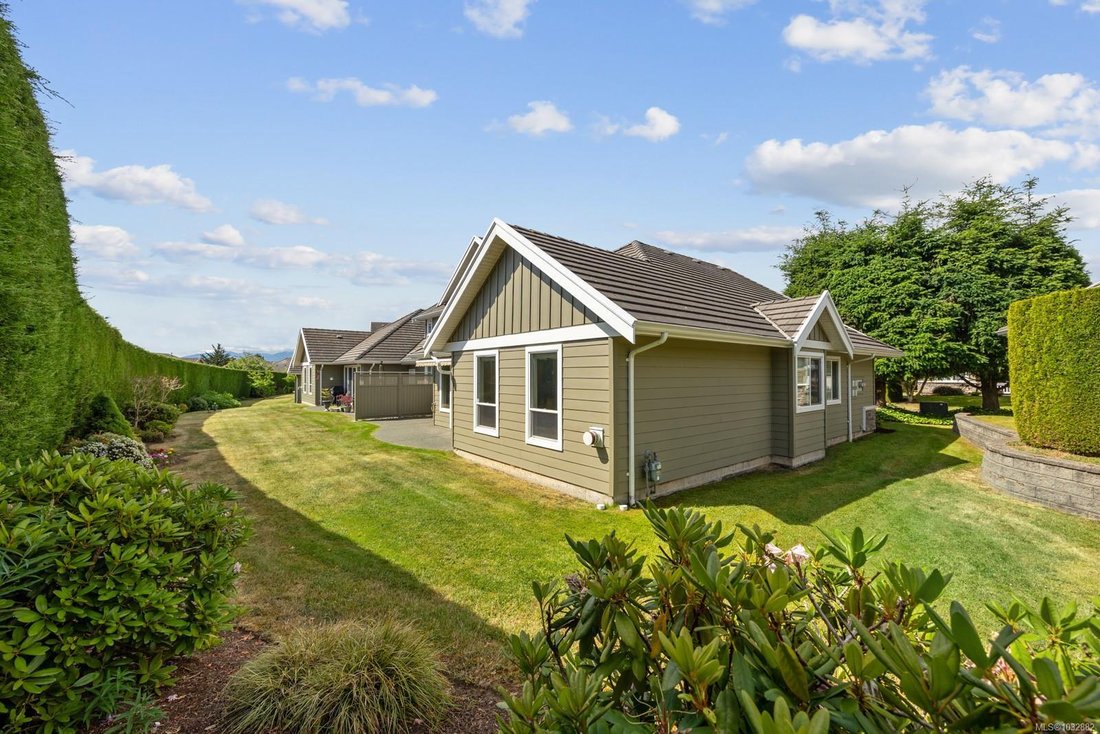 House in Courtenay, British Columbia, Canada 3 - 18133307