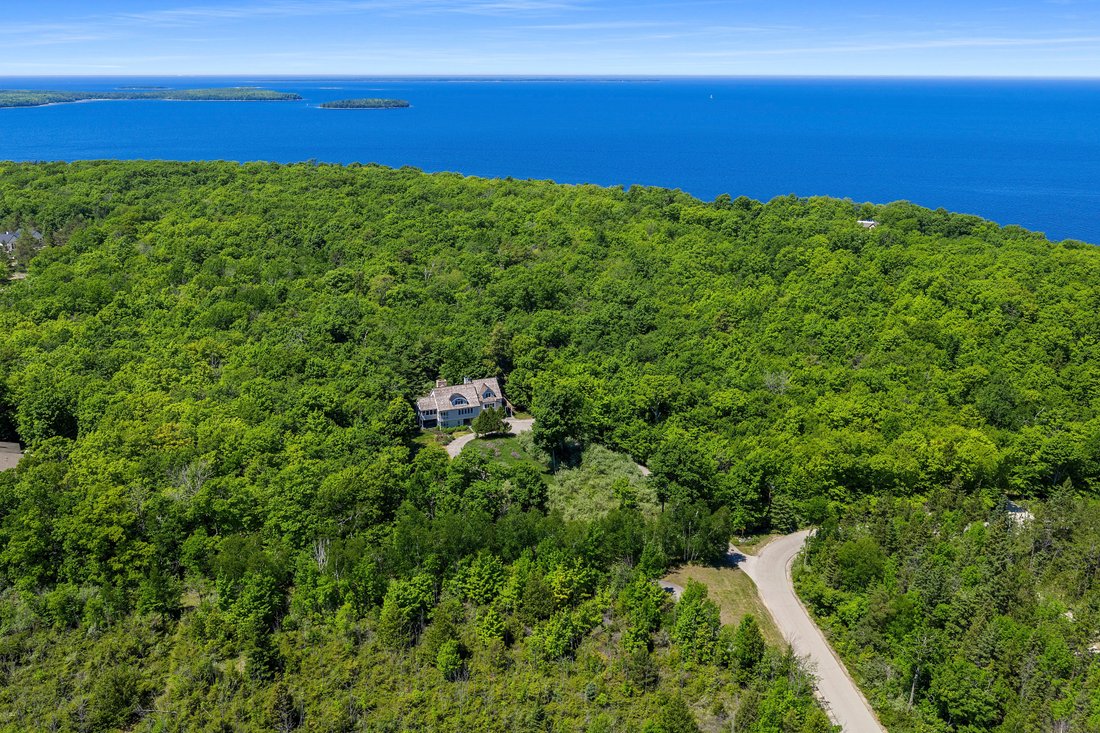 House in Sister Bay, Wisconsin, United States 2 - 18129608