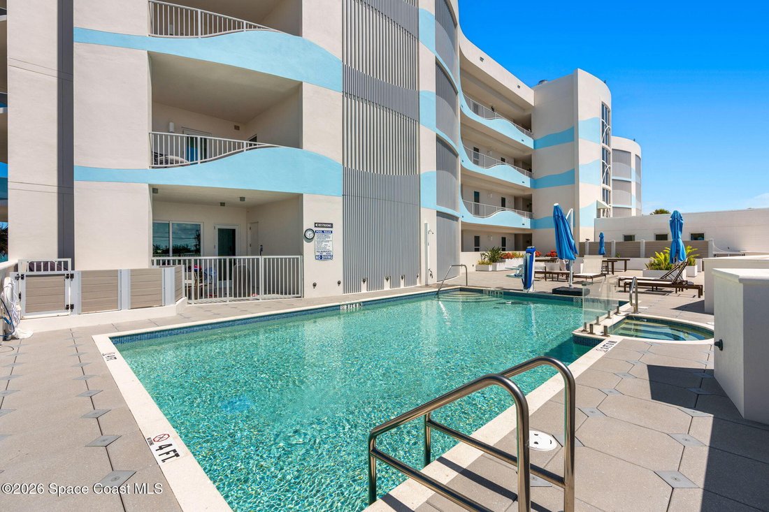 Condo in Cocoa Beach, Florida, United States 2 - 18131997