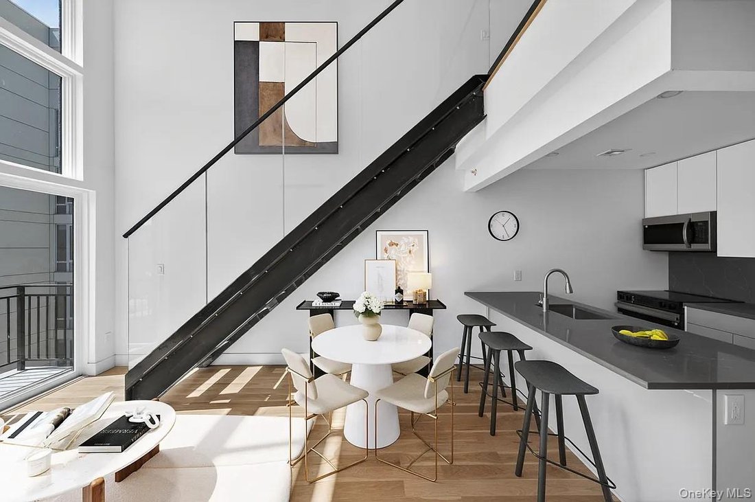 Condo in New York, New York, United States 2 - 18129713