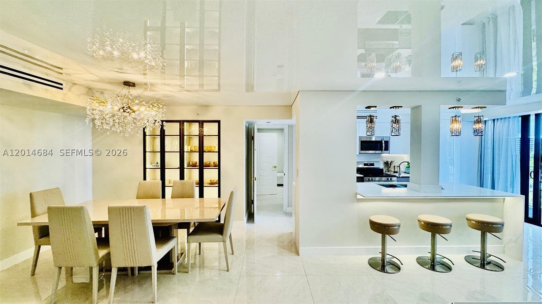 Condo in Sunny Isles Beach, Florida, United States 1 - 17857972