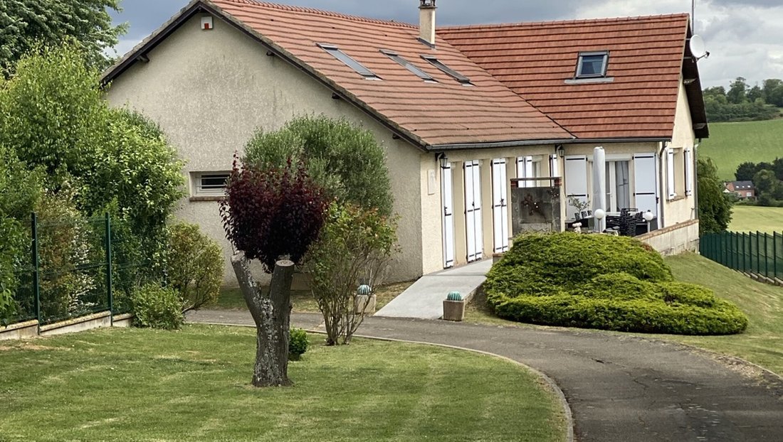 Villa in Le Bourg et le Hameaux, Beynes, France 2 - 18133720