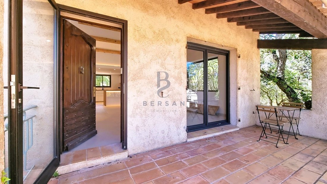 Villa in Exterieurs, Frejus, France 3 - 18132388