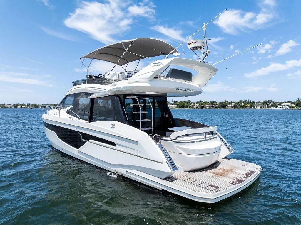 Motor Yacht in United States 4 - 17885433