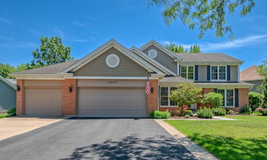 House in Bartlett, Illinois, United States 1 - 18132693