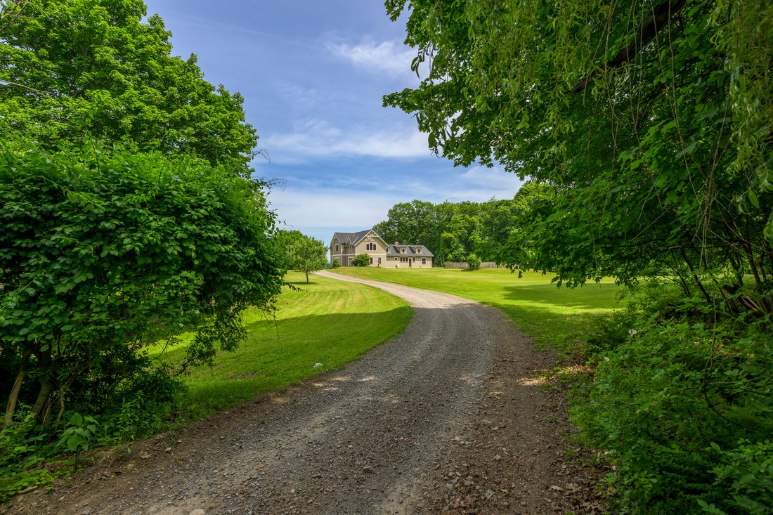 House in New Baltimore, New York, United States 1 - 18129564