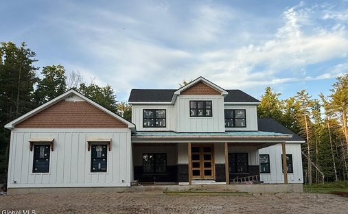 Maison à Saratoga Springs, État de New York, États-Unis 1