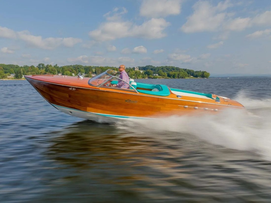 Cruiser in United States 1 - 17885289