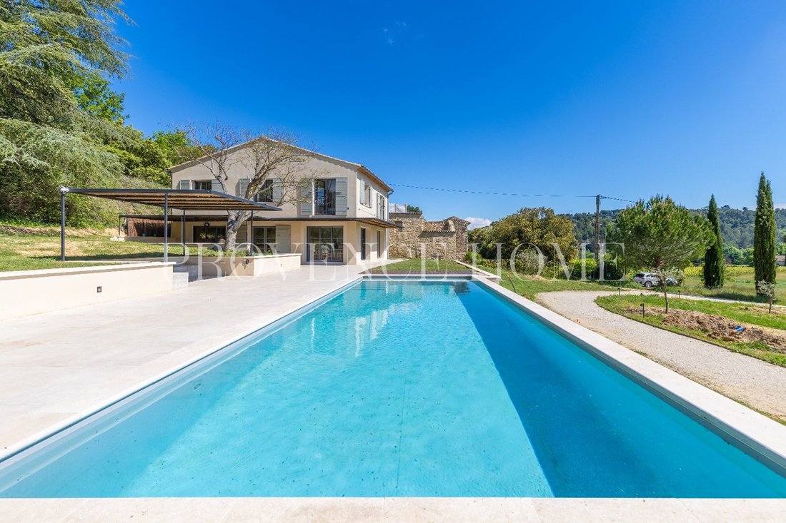 House in Ménerbes, Provence-Alpes-Côte d'Azur, France 2 - 18130806