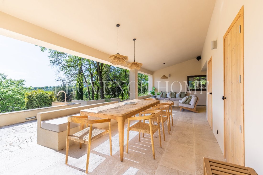 Estate in Gordes, Provence-Alpes-Côte d'Azur, France 3 - 18130766