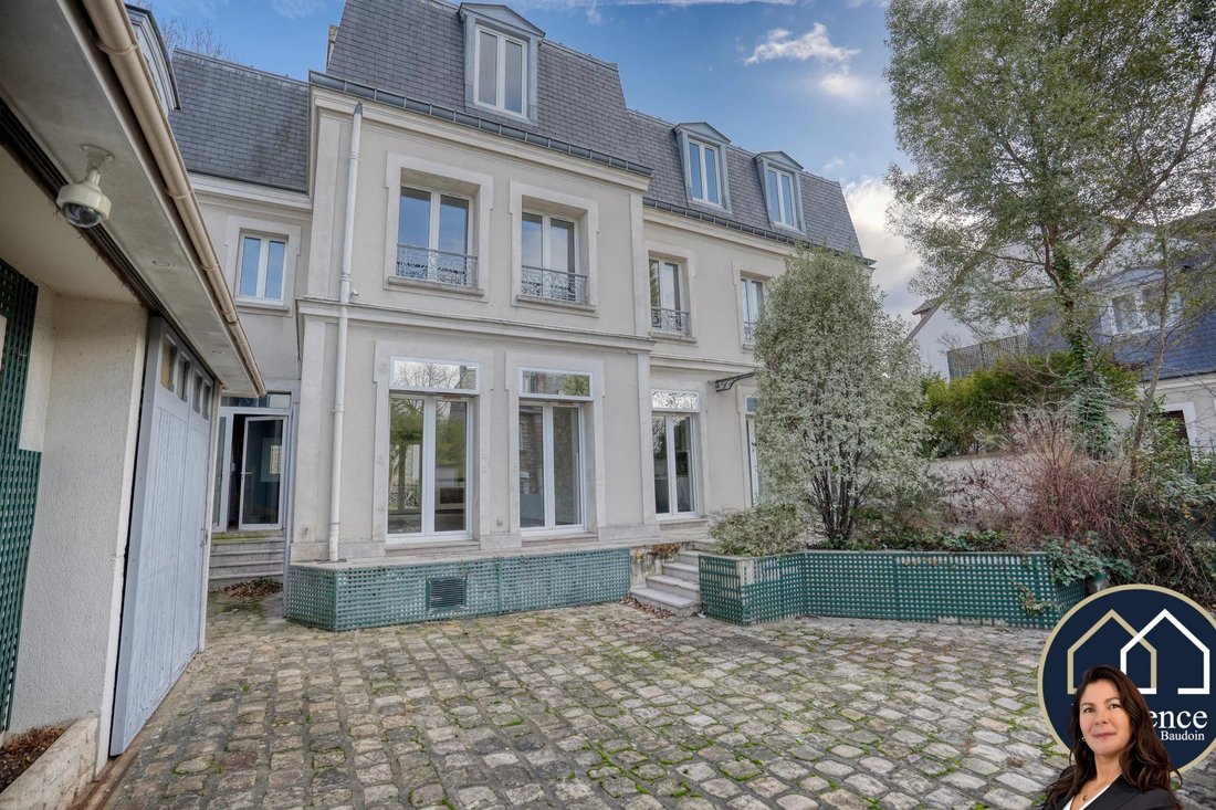House in Le Centre, Meudon, France 2 - 18139360