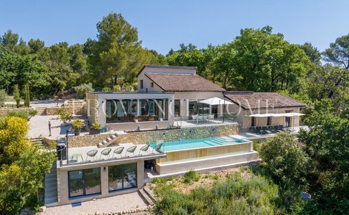 Domaine à Malemort-du-Comtat, Provence-Alpes-Côte d'Azur, France 1