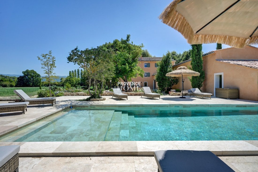 Estate in Roussillon, Provence-Alpes-Côte d'Azur, France 1 - 18130813