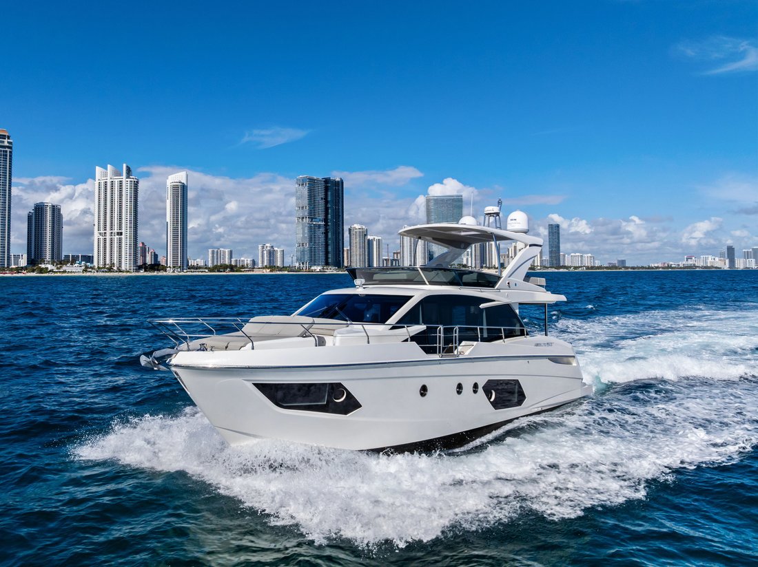 Flybridge in United States 3 - 17885225