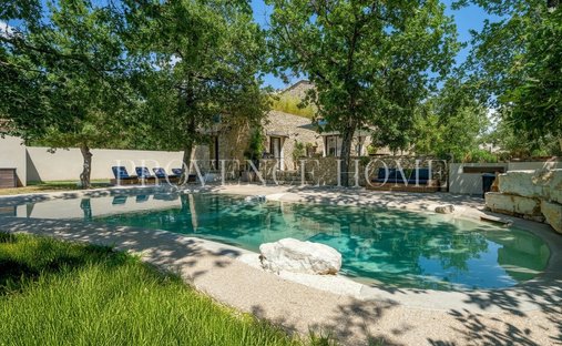 Estate in Gordes, Provence-Alpes-Côte d'Azur, France 1