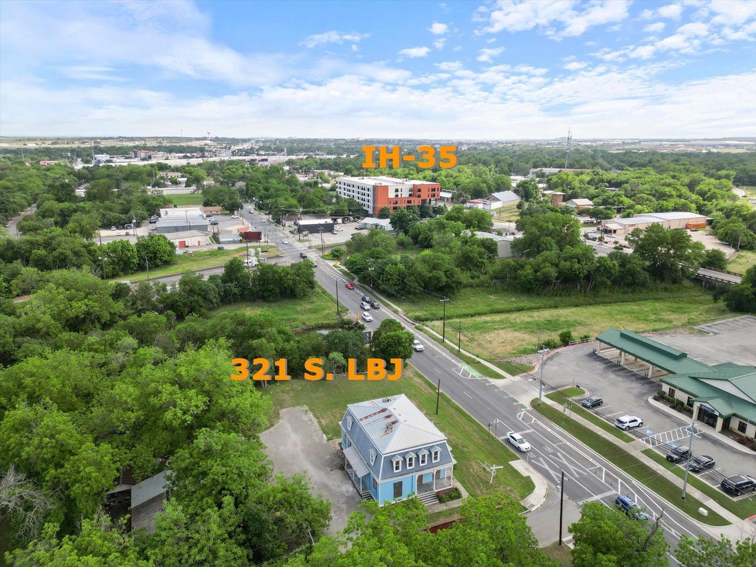 House in San Marcos, Texas, United States 2 - 18132977