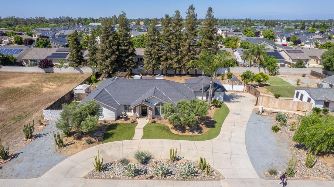 House in Fresno, California, United States 1 - 18134101