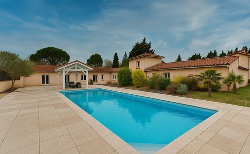 House in Blyes, Auvergne-Rhône-Alpes, France 1