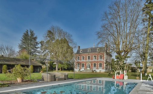 House in Cailly-sur-Eure, Normandy, France 1