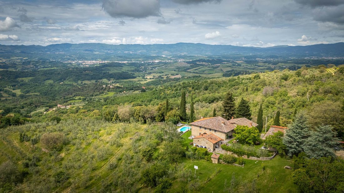 Country House in Loro Ciuffenna, Tuscany, Italy 1 - 18133380