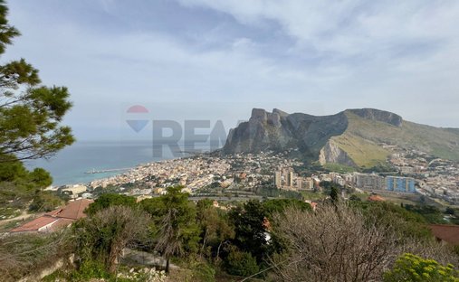 Villa in Tommaso Natale, Palermo, Italy 1