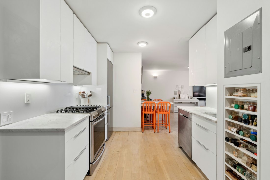 Co Op in New York, New York, United States 4 - 18123486