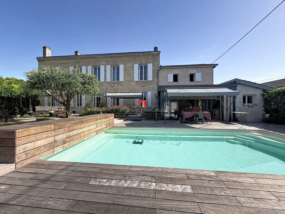 House in Val de Virvée, Nouvelle-Aquitaine, France 1 - 18138864