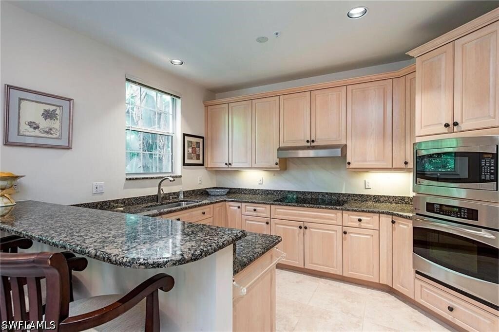 Condo in Naples, Florida, United States 3 - 18127507
