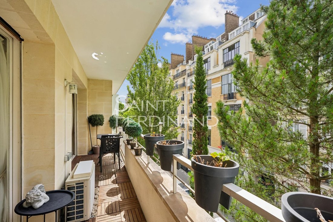 Apartment in Bois de Boulogne, Paris 16e Arrondissement, Paris 4 - 18130097