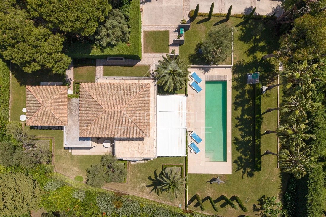 Villa in Antibes, Provence-Alpes-Côte d'Azur, France 3 - 18130314