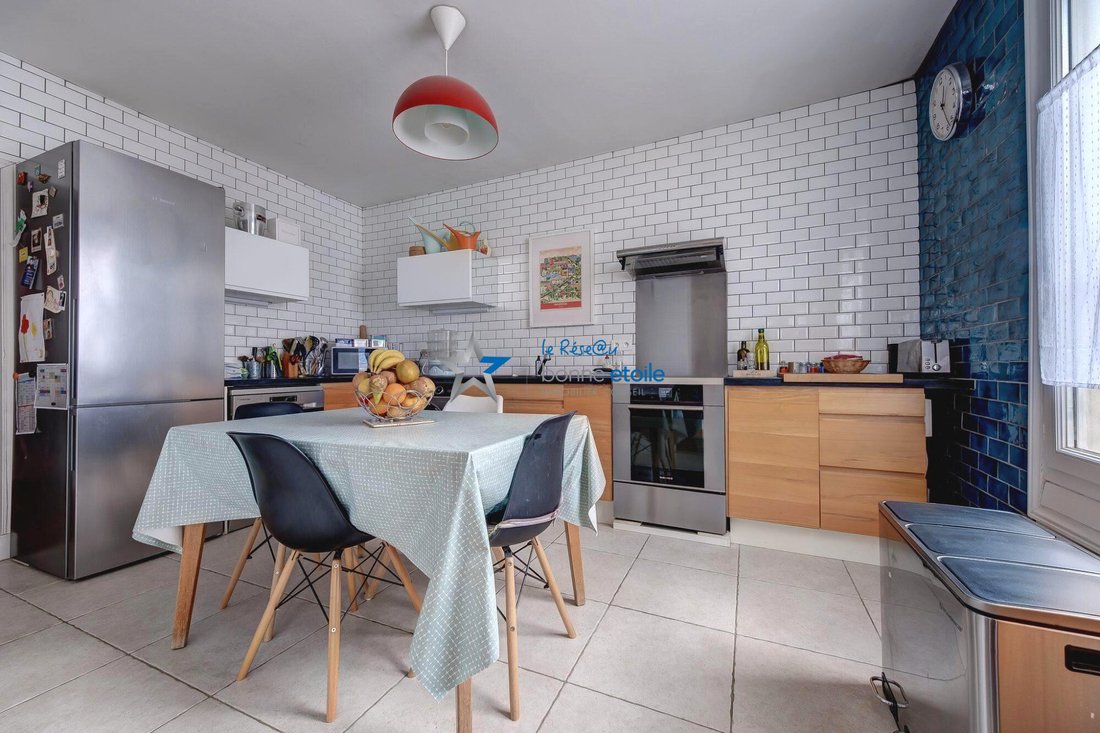 Apartment in Manin-Jaurès, Paris 19e Arrondissement, Paris 2 - 18138799