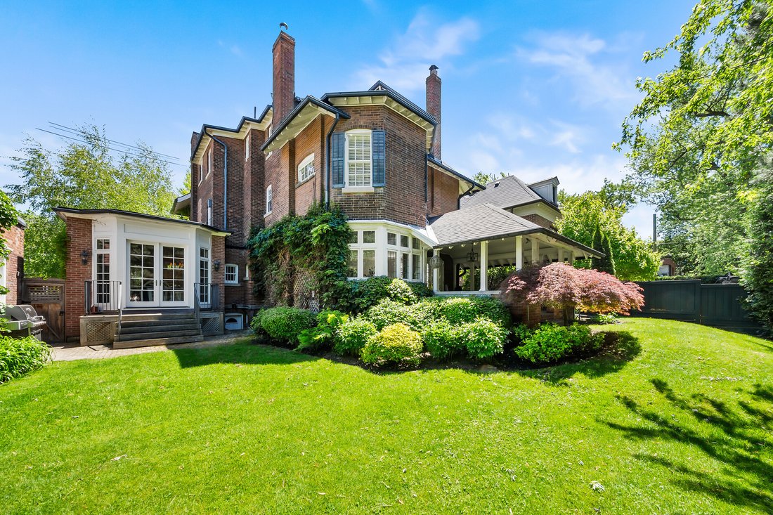 House in Toronto, Ontario, Canada 1 - 18129614