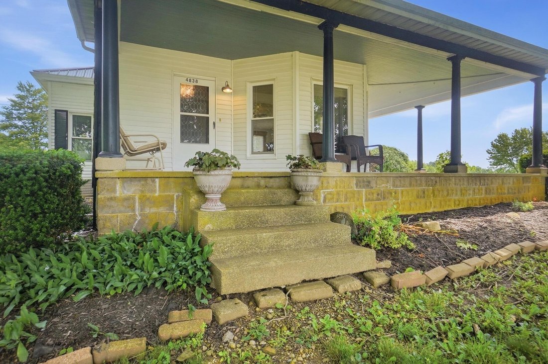 House in Centerburg, Ohio, United States 4 - 18131498