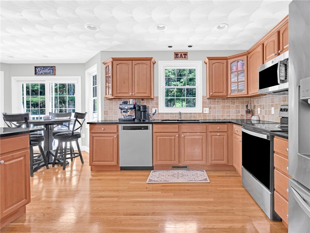 House in Coventry, Rhode Island, United States 5 - 18118741