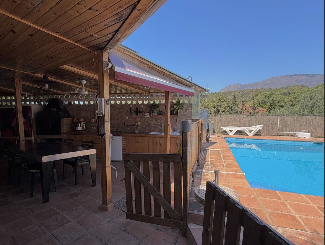 Finca in Estepona, Andalusia, Spain 1 - 18130128