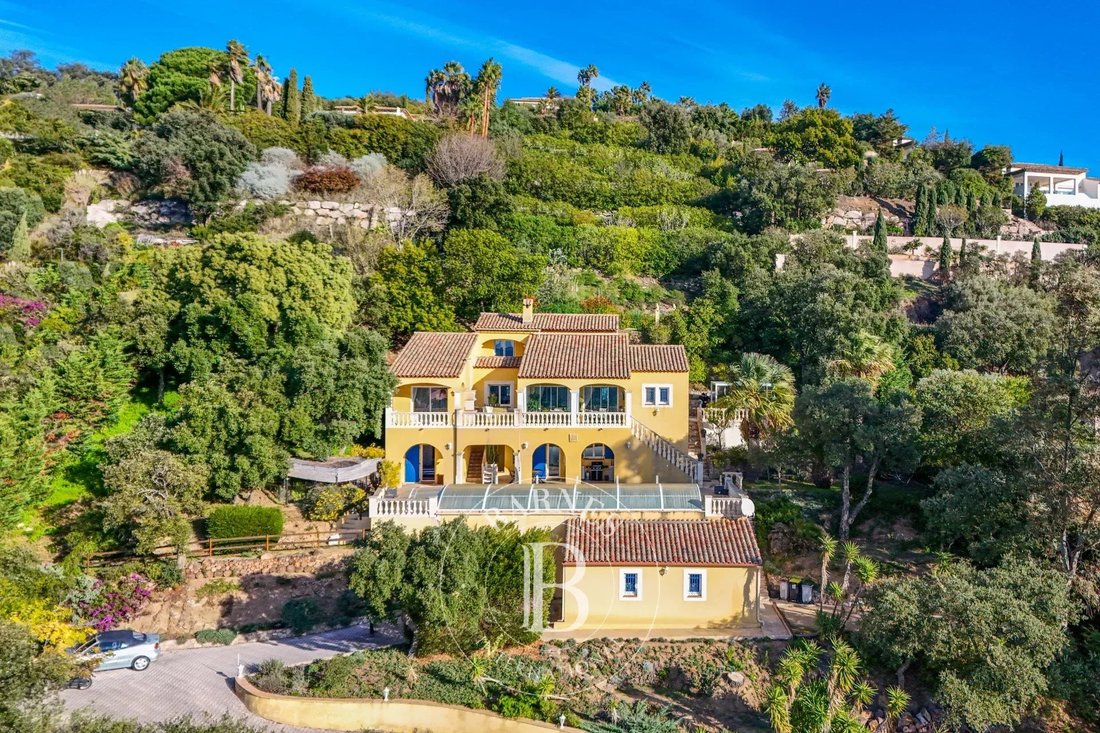 House in Basse Suane-Les Virgiles, Sainte-Maxime, France 1 - 16678934