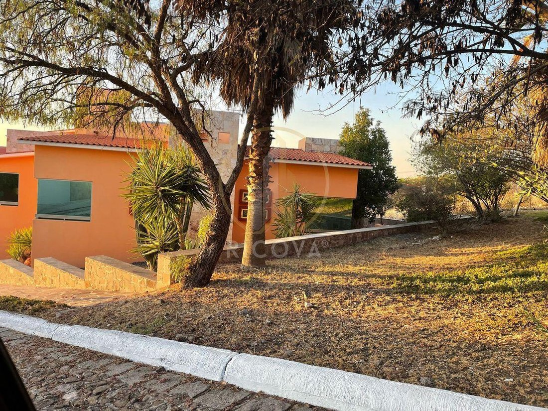 House in Corregidora Municipality, Querétaro, Mexico 2 - 18127216