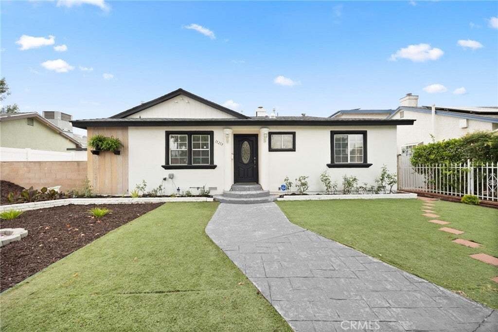 House in Los Angeles, California, United States 3 - 18139090