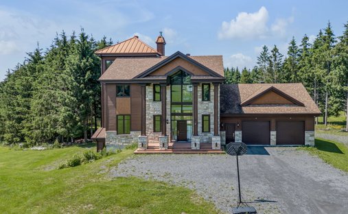Casa a Saint-Côme-Linière, Québec, Canada 1